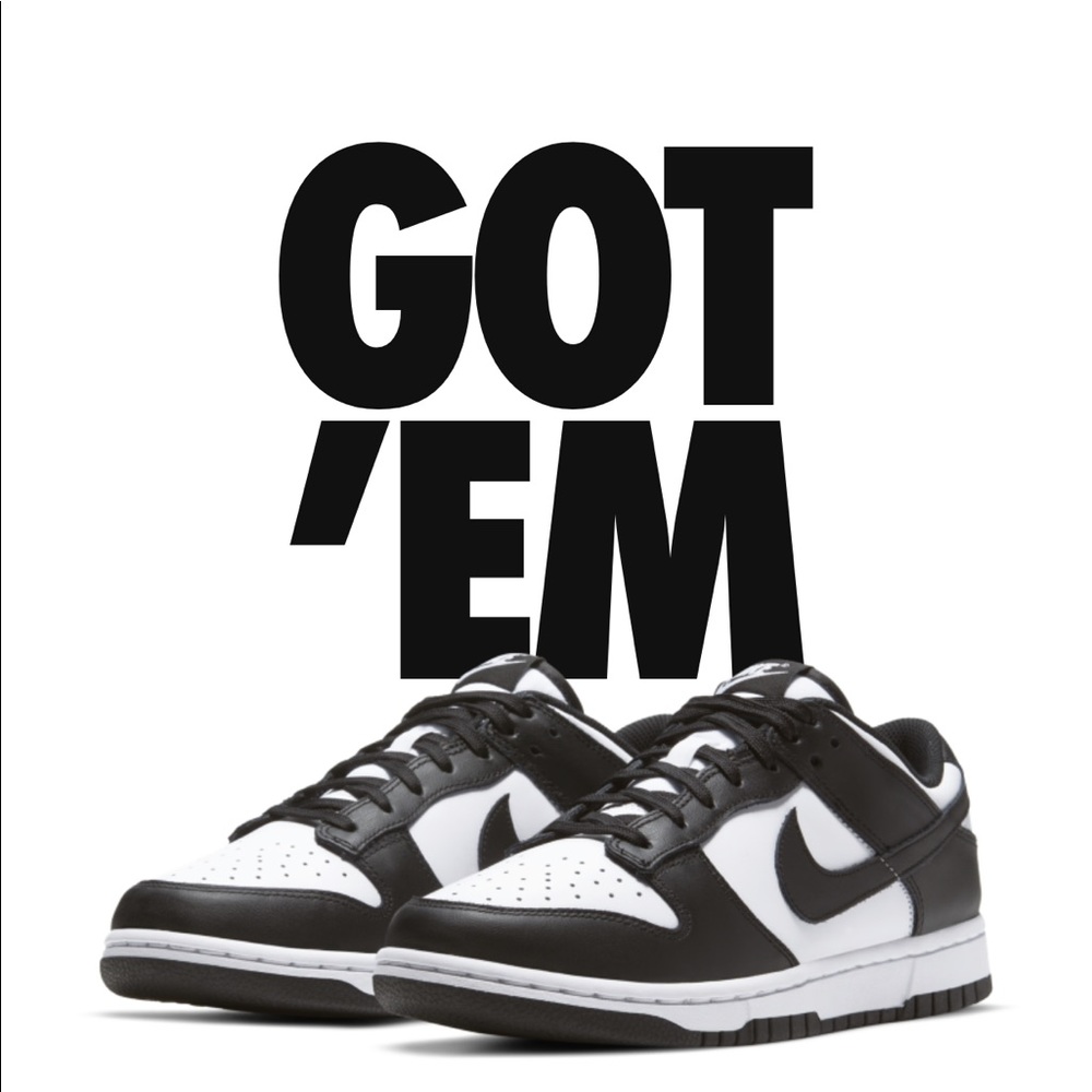 Nike Womens “dunk low” BLACK